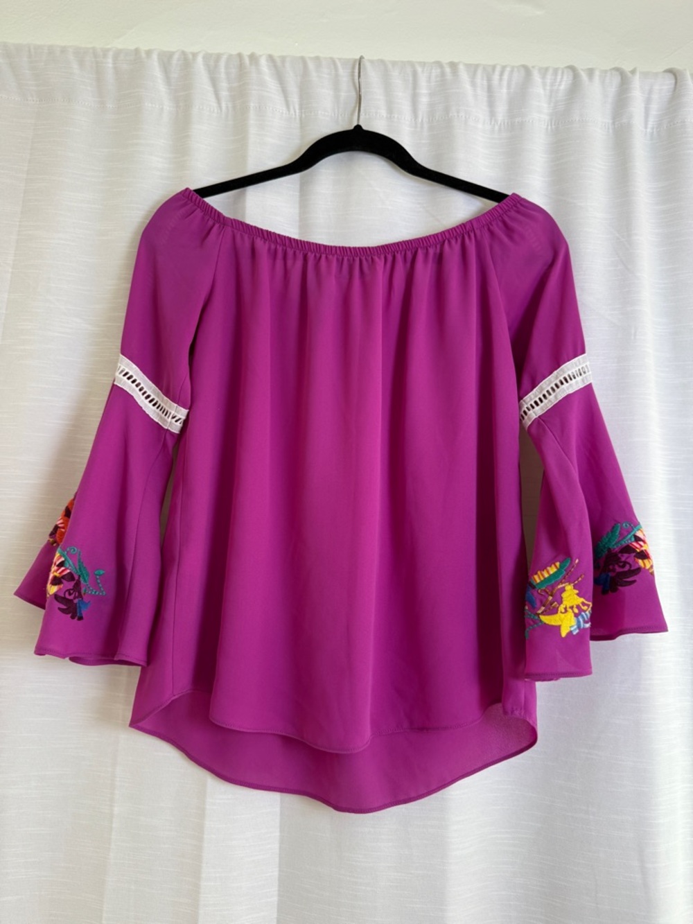 Vava by Joy Han Embroidered Off Shoulder Blouse Pink Boho Peasant Top | Size XS - Picture 8 of 10